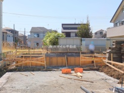 足立区六木２丁目