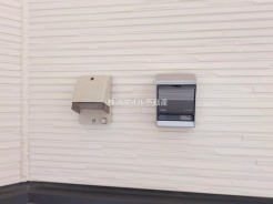 足立区青井３丁目