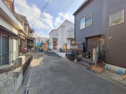 足立区東伊興１丁目