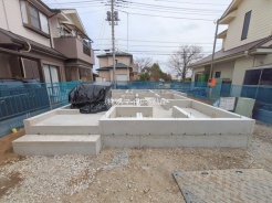 三郷市鷹野４丁目