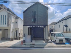 足立区伊興３丁目