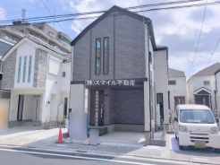 足立区伊興３丁目