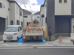 足立区伊興３丁目