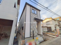 足立区本木東町