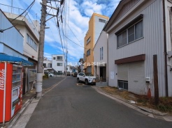 足立区本木南町