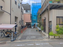足立区本木東町